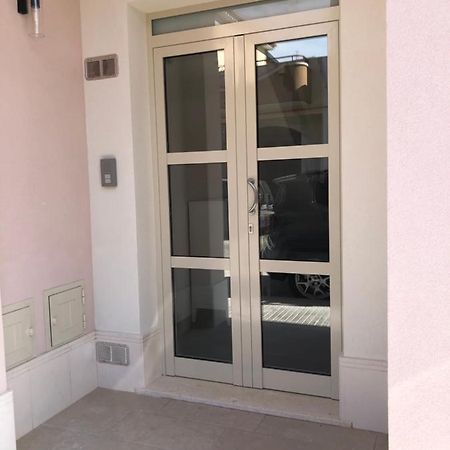 La Dama Di Avola Villa Bagian luar foto