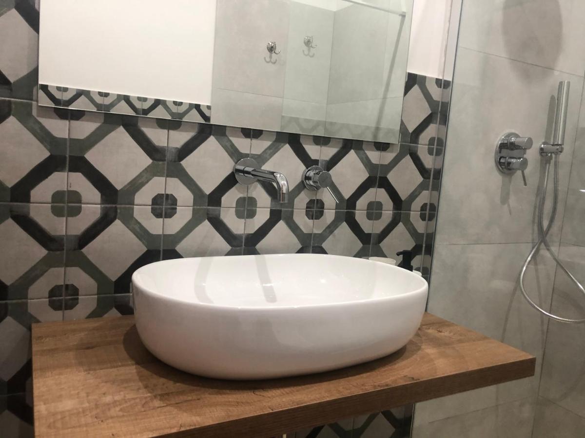 La Dama Di Avola Villa Bagian luar foto