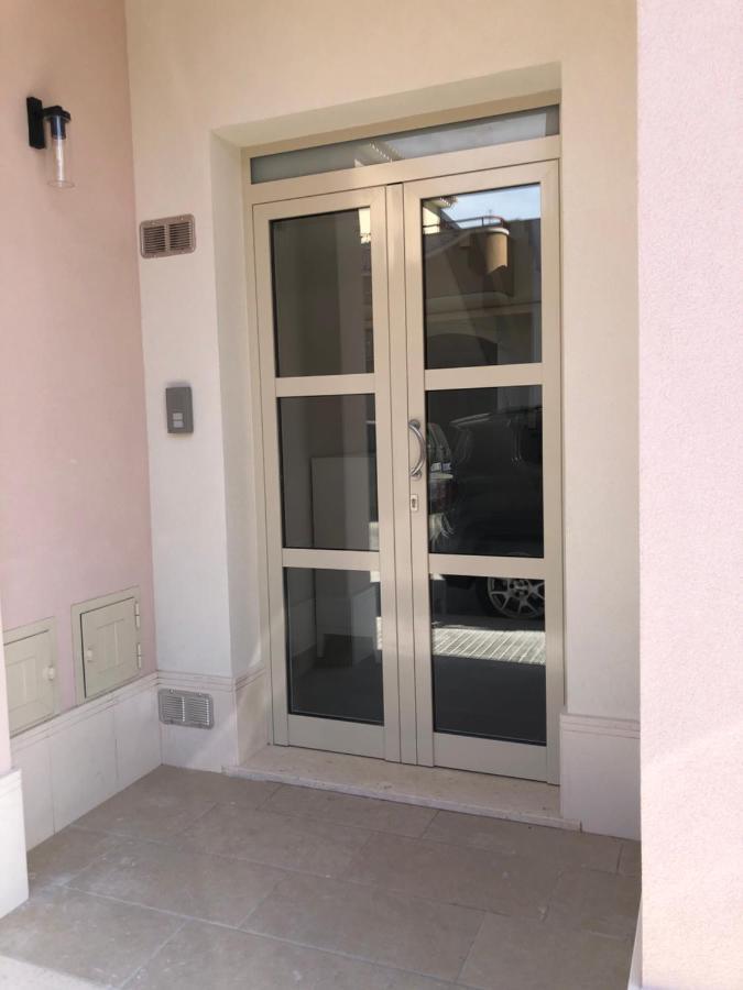 La Dama Di Avola Villa Bagian luar foto